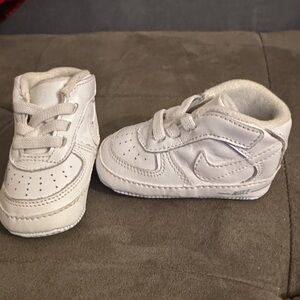 Nike Baby Walker Shoes in White